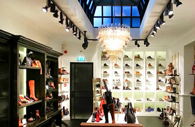 Winkelverbouwing shoestore Van Dijk