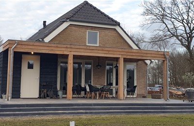 Verbouwing en uitbreiding woonboerderij